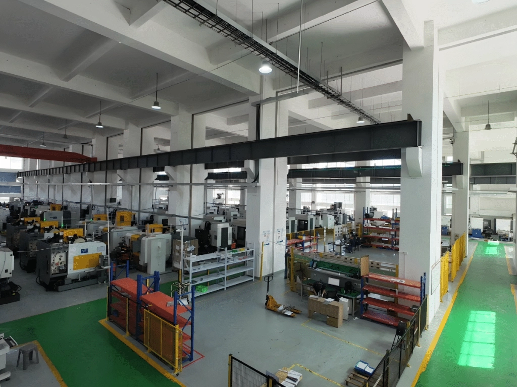 华东生产基地车间